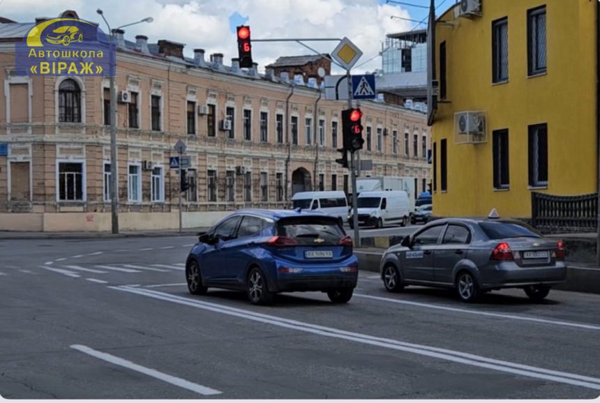 Перехрестя у Харкові, яке часто стає причиною провалу практичного іспиту з водіння
